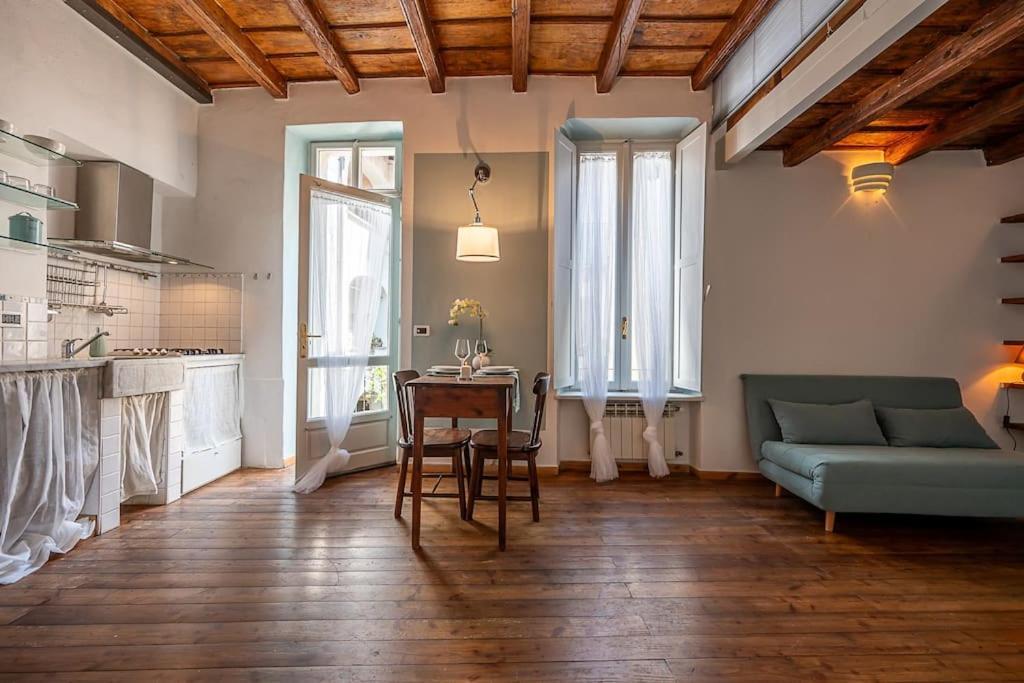 La Tana Di Lisa Apartment Turin Bagian luar foto